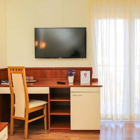 Hotel Merlot Opuzen  المظهر الخارجي الصورة