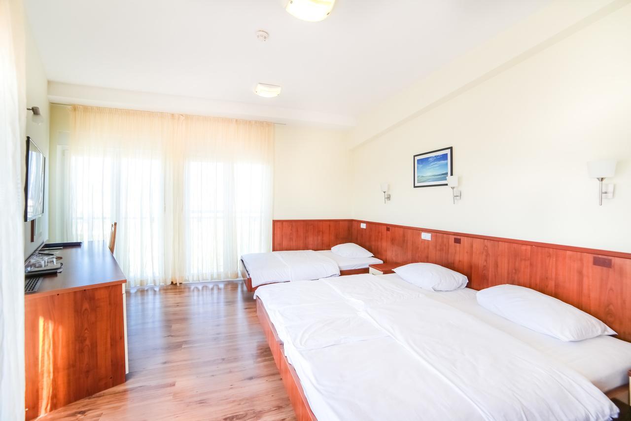 Hotel Merlot Opuzen  المظهر الخارجي الصورة